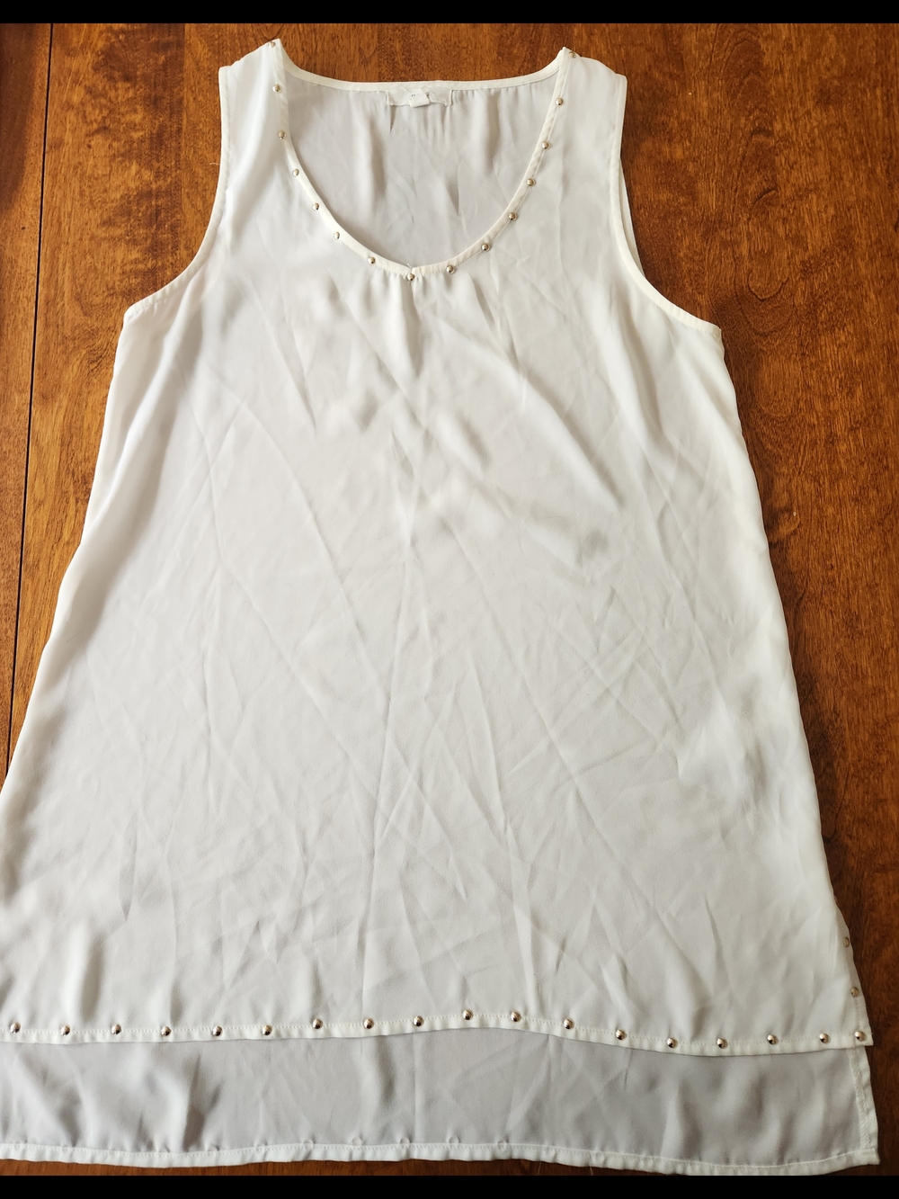 Sleeveless White Studded-Trim Mine Chiffon Top Size Small